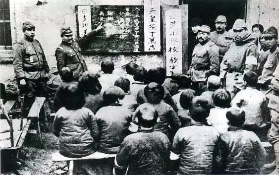 1932年3月9日,“伪满洲国”在长春成立。