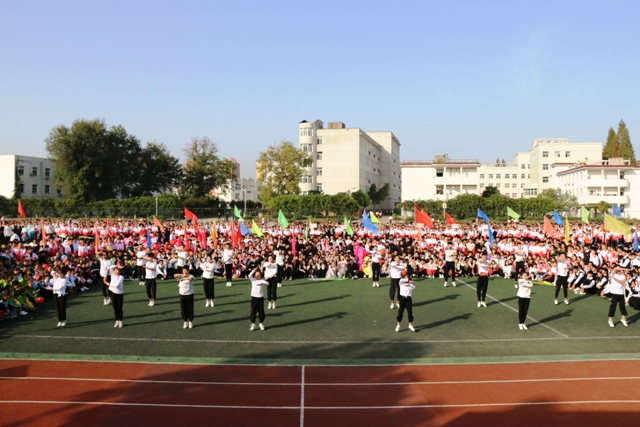 六安市新安中学第57届田径运动会 (7).JPG